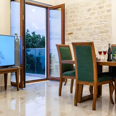 Villa Maroulas Natura Palace - With Private Pool & Panoramic Sea View, Near Réthymnon