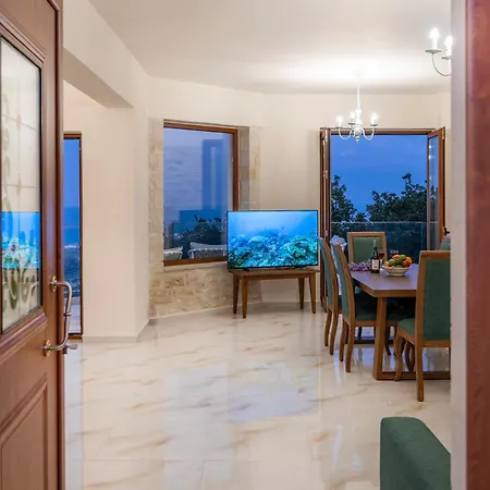 Maroulas Natura Palace - With Private Pool & Panoramic Sea View, Near Réthymnon